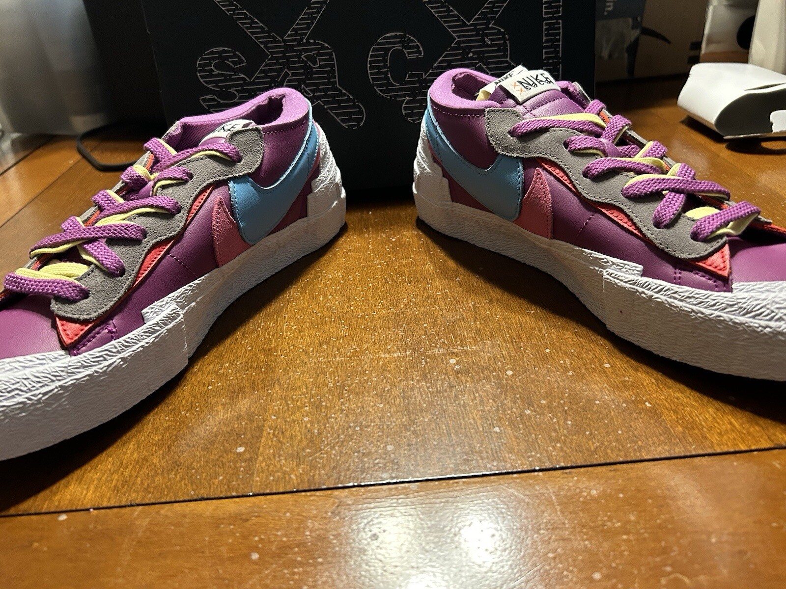 SACAI X NIKE Taglia 10 5 Nike KAWS x sacai x blazer basso viola crepuscolare nuovo con scatola