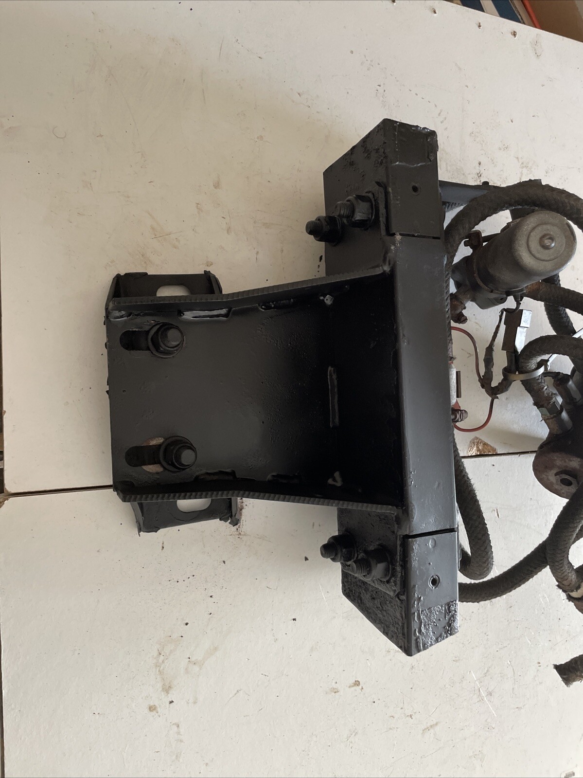 1984 Maserati Quattroporte Transmission Crossmember Mount