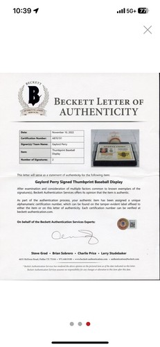 Gaylord Perry Signed Thumbprint Baseball In A Limited Edition Display Case (BAS) - Picture 3 of 3