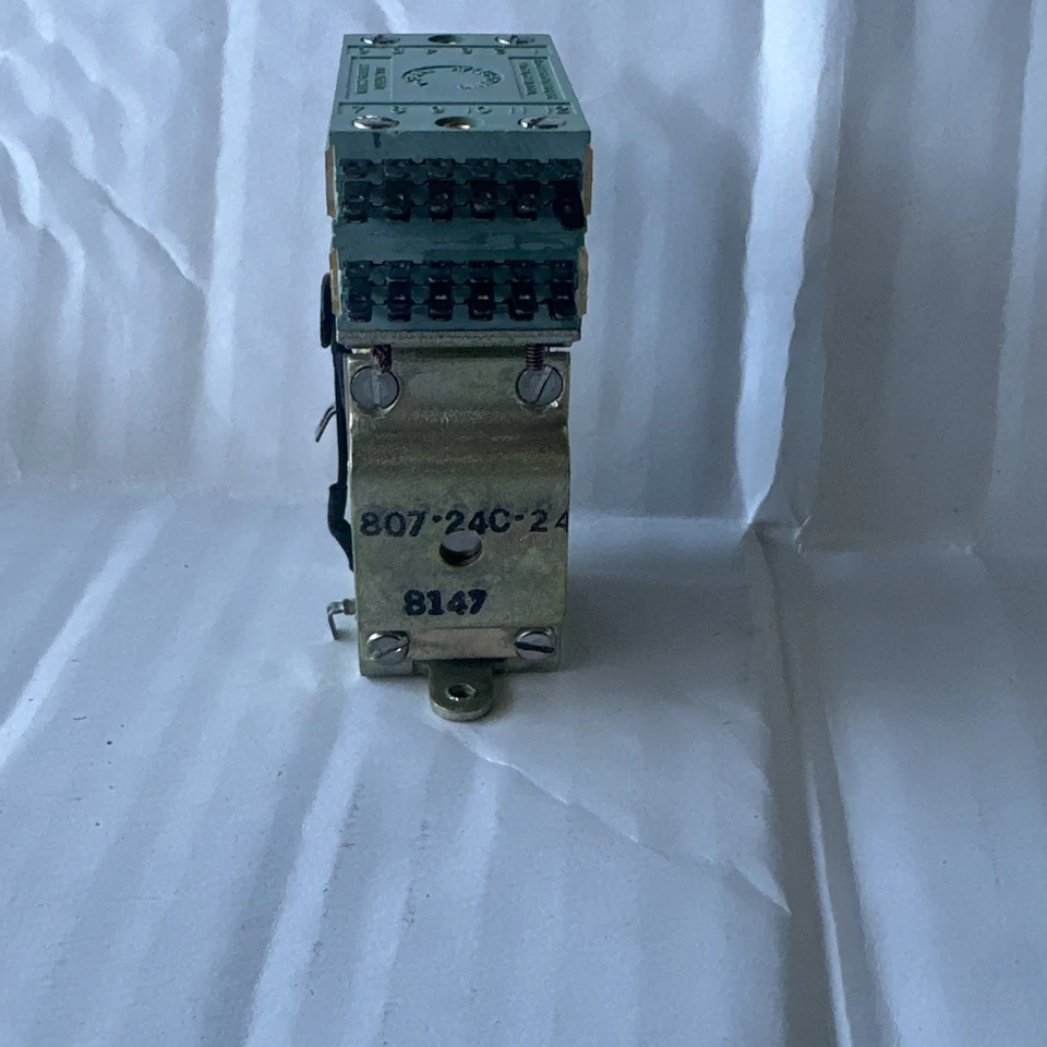 T-Bar Switch Relay C8507-3024-3 Coil, 48 Ohms. 807-24C-2A (untested) - Image 2 of 4