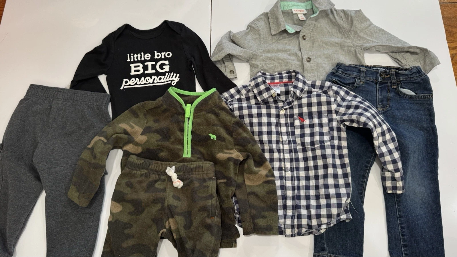 mixed & matched 2t fall/winter boys clothes
Opens in a new window or tab