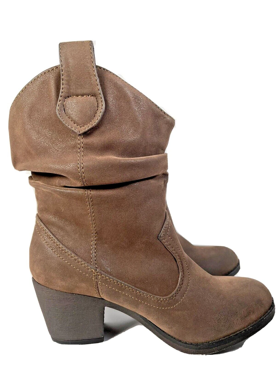 Rocket dog sale boots size 7
