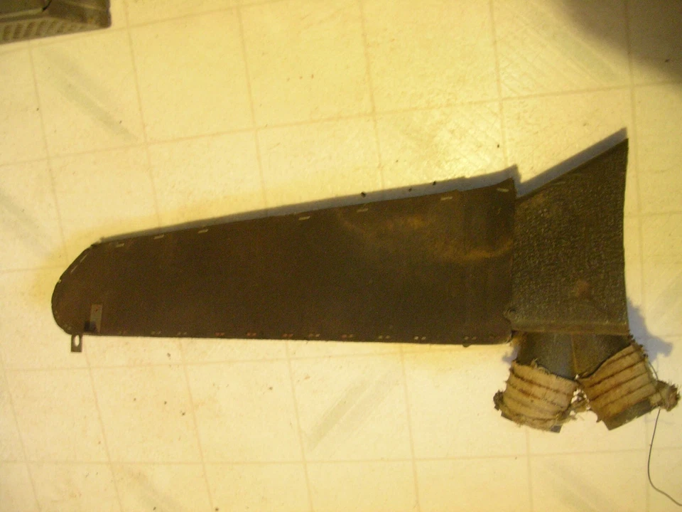 1951 Ford Deluxe 2dr shoebox passenger car heater distribution cardboard vent - Image 3 of 4