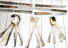 Oneida Debonair Silverware Mixed Lot 18 Pieces Spoons Knives Forks