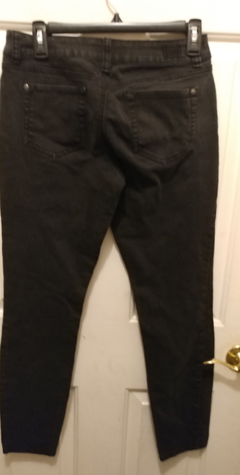 Picture 4 of 6
