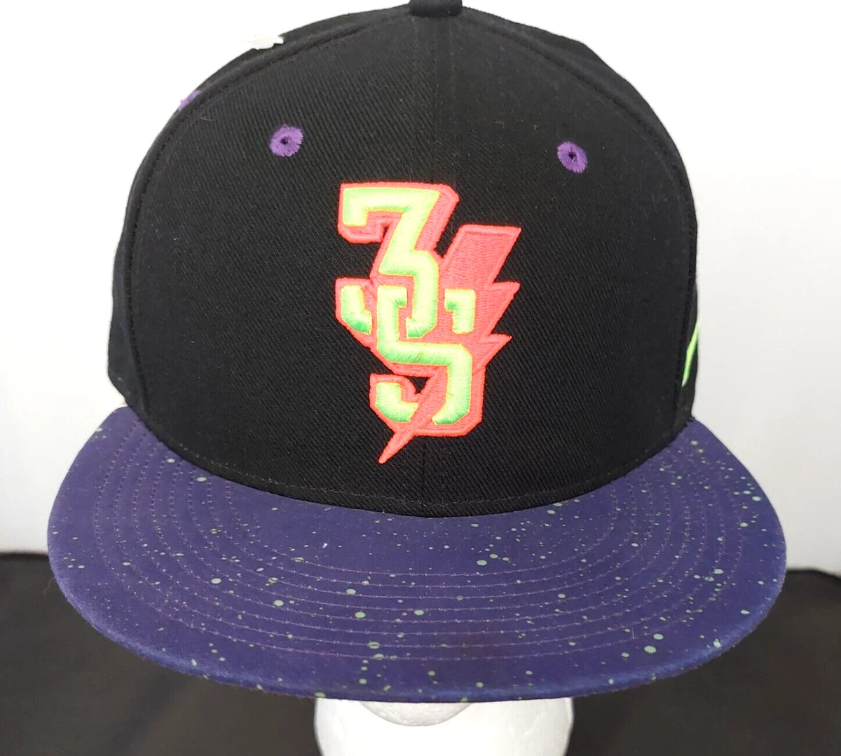 Black and outlet purple nike hat
