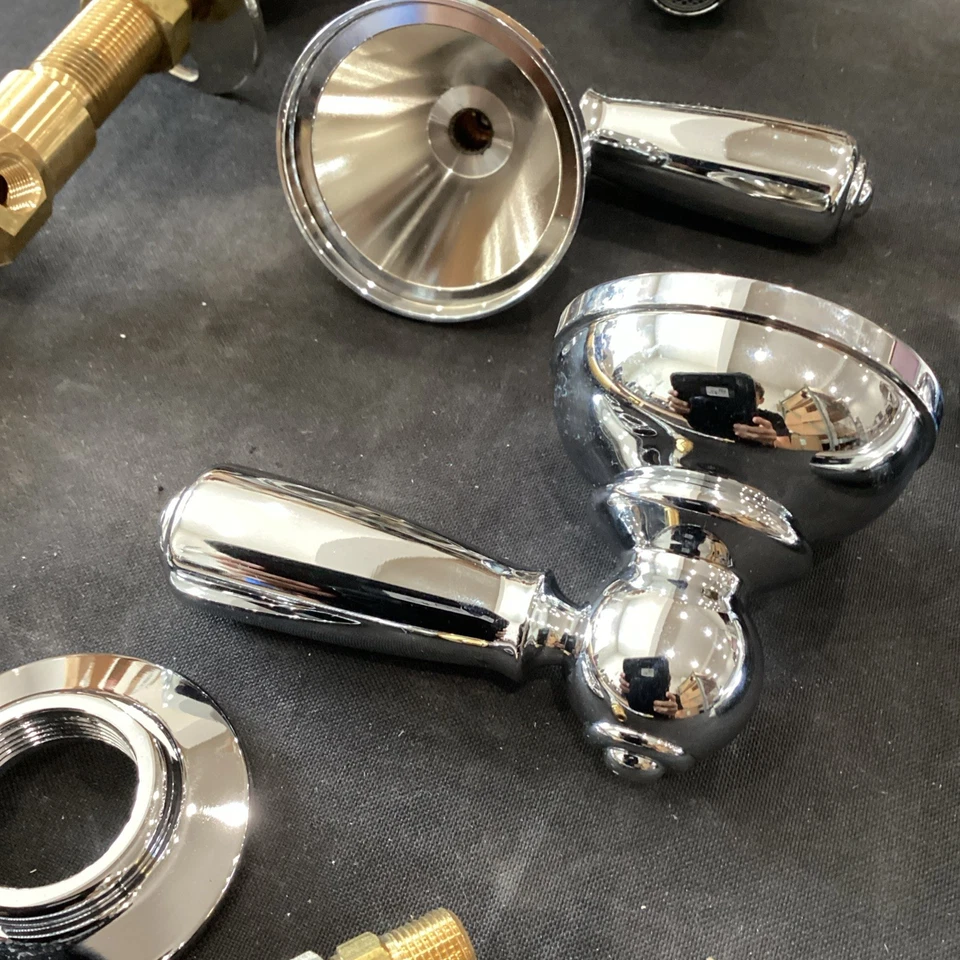 Grifo de baño Symmons Allura amplio en cromo pulido SLW-4712 D2 Foto 3 de 4