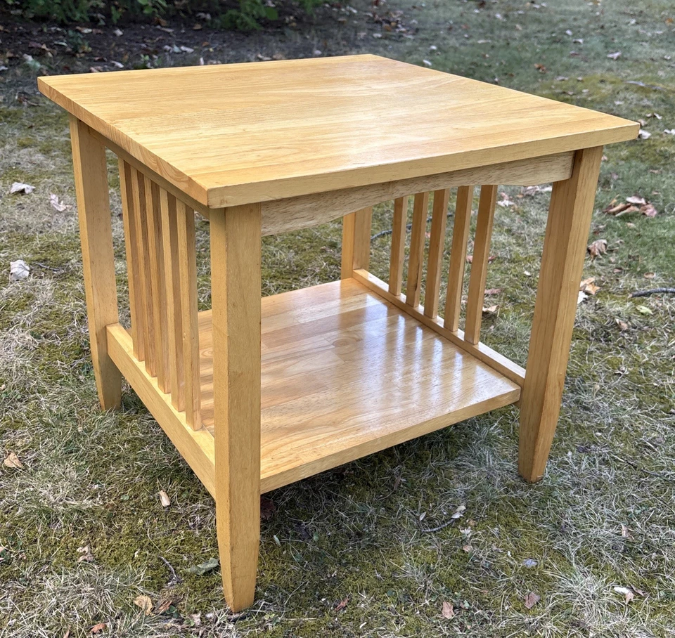 Mission Style 2 Tier Solid Oak End Side Table 19"H 20.25"x20" Plant Stand - Image 4 of 4