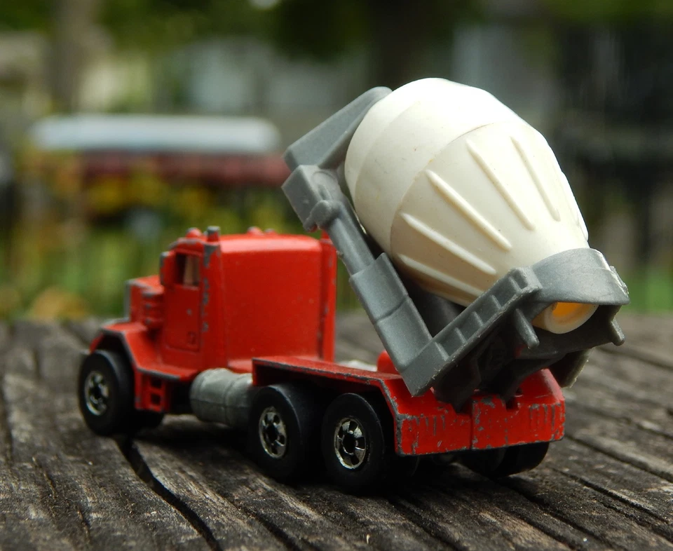 Lote de construcción vintage Hot Wheels Matchbox Majorette camiones rodillos de carretera Foto 4 de 4