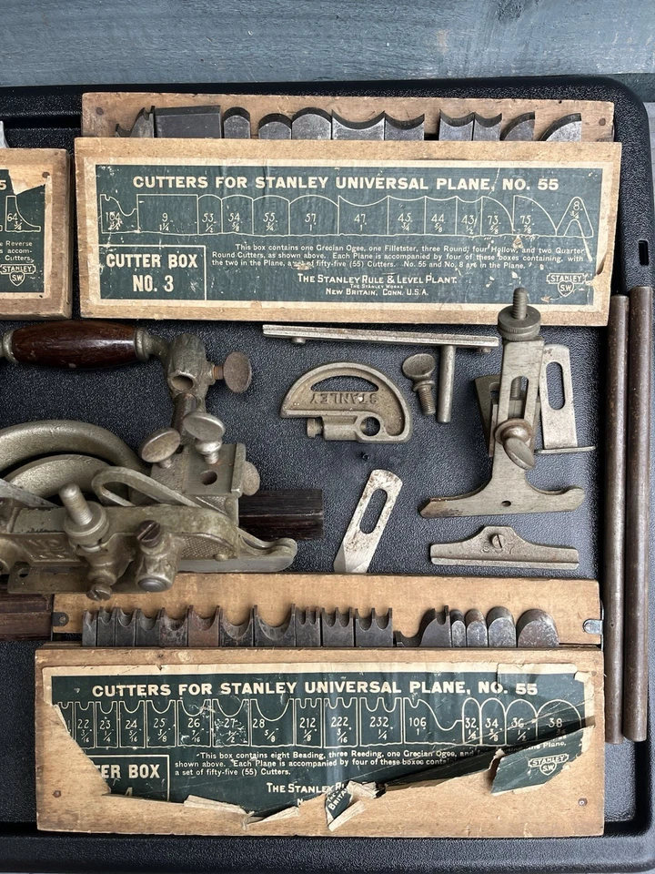 Stanley No.55 ‘Sweetheart’ Combination Plane With 3 Boxes Of Cutters + More - Image 2 of 4