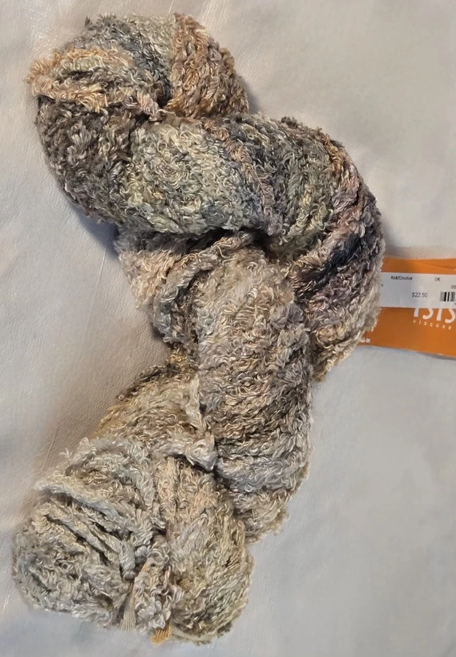 RARE COLORWAY Colinette ISIS Yarn CHAMOIS 60 100% Viscose Chenille Hand Dyed UK  - Image 4 of 4