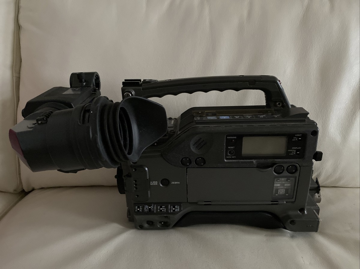 SONY DSR-500WS Professional DVCAM Kamera Videokamera + View Finder