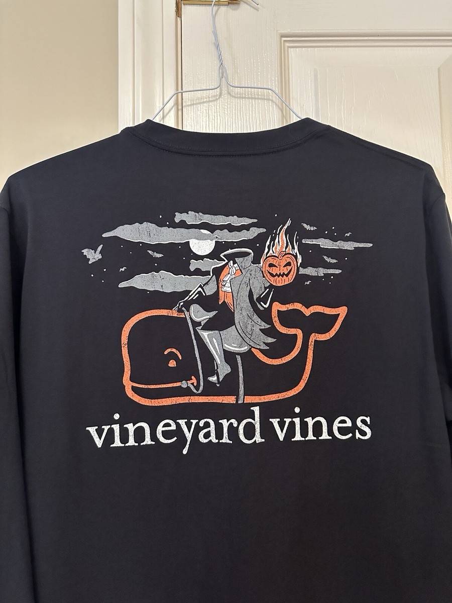Vineyard Vines Men's Headless Horseman Whale Pocket Black L/S