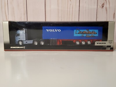 Volvo Tractor Trailer Semi Truck Equipment Hauler 1:87 Scale