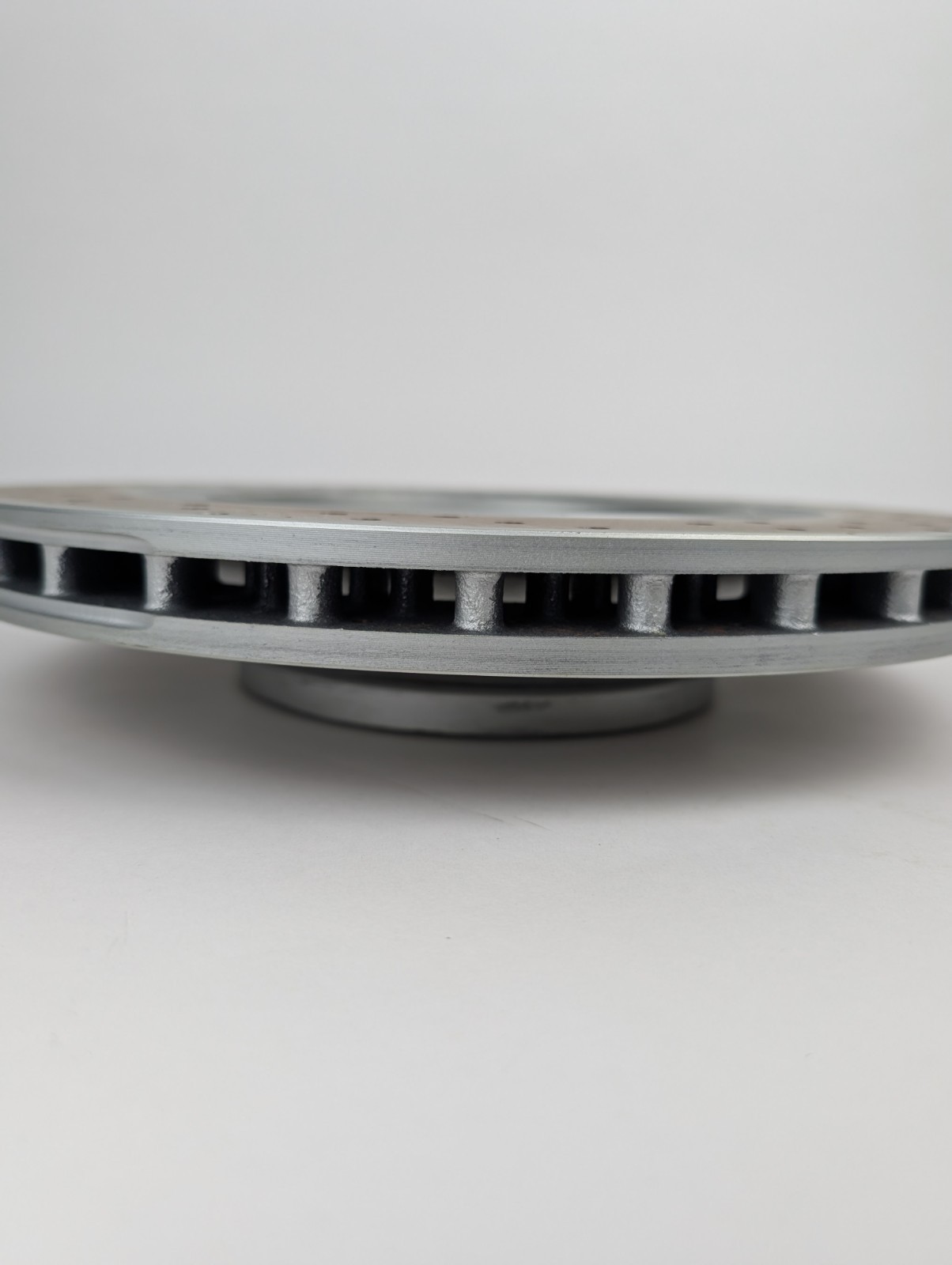 2 - Genuine Maserati Ghibli Quattroporte Rear Brake Rotor OEM 670031597 