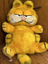 1981 Dakin Garfield 12" Hand Puppet Plush
