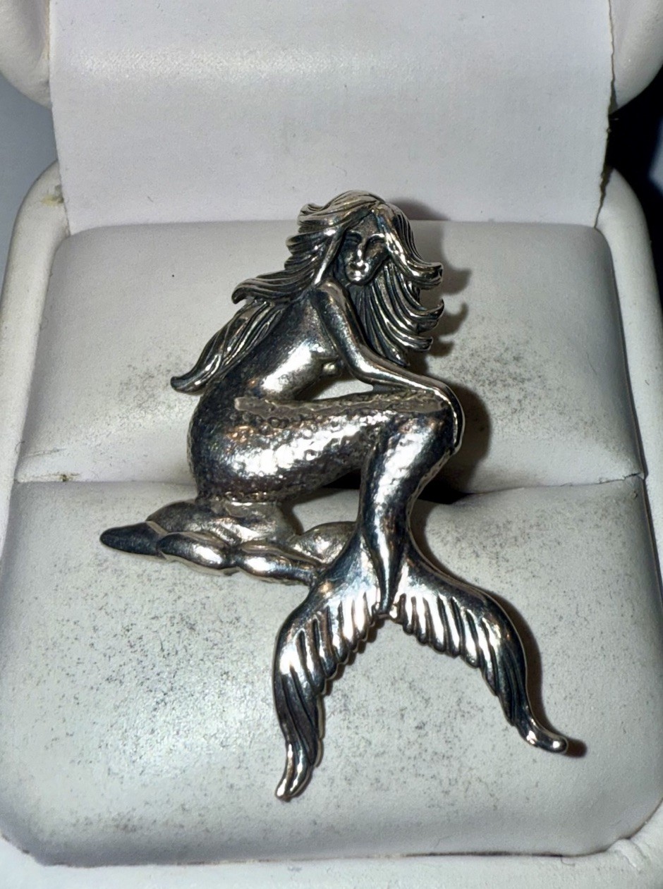 ESTATE Solid Sterling Silver Sitting Mermaid Pend… - image 1