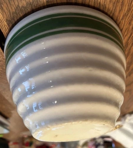 Vintage Hull Beehive Green Stripe Yellowware Mixing Bowl 5-1/2” x 3-1/2” high