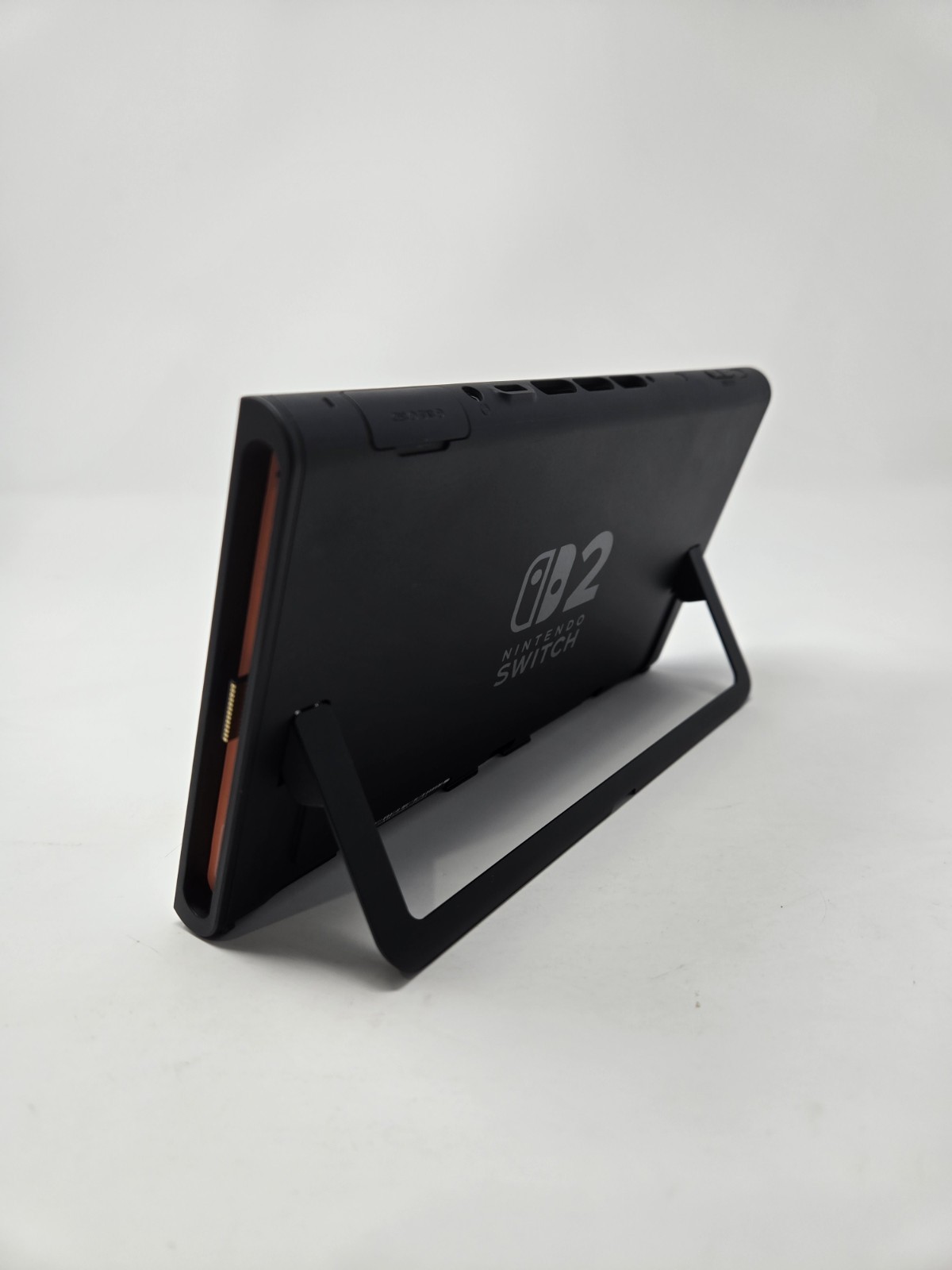  Nintendo Switch 2 - Console Only (Read)