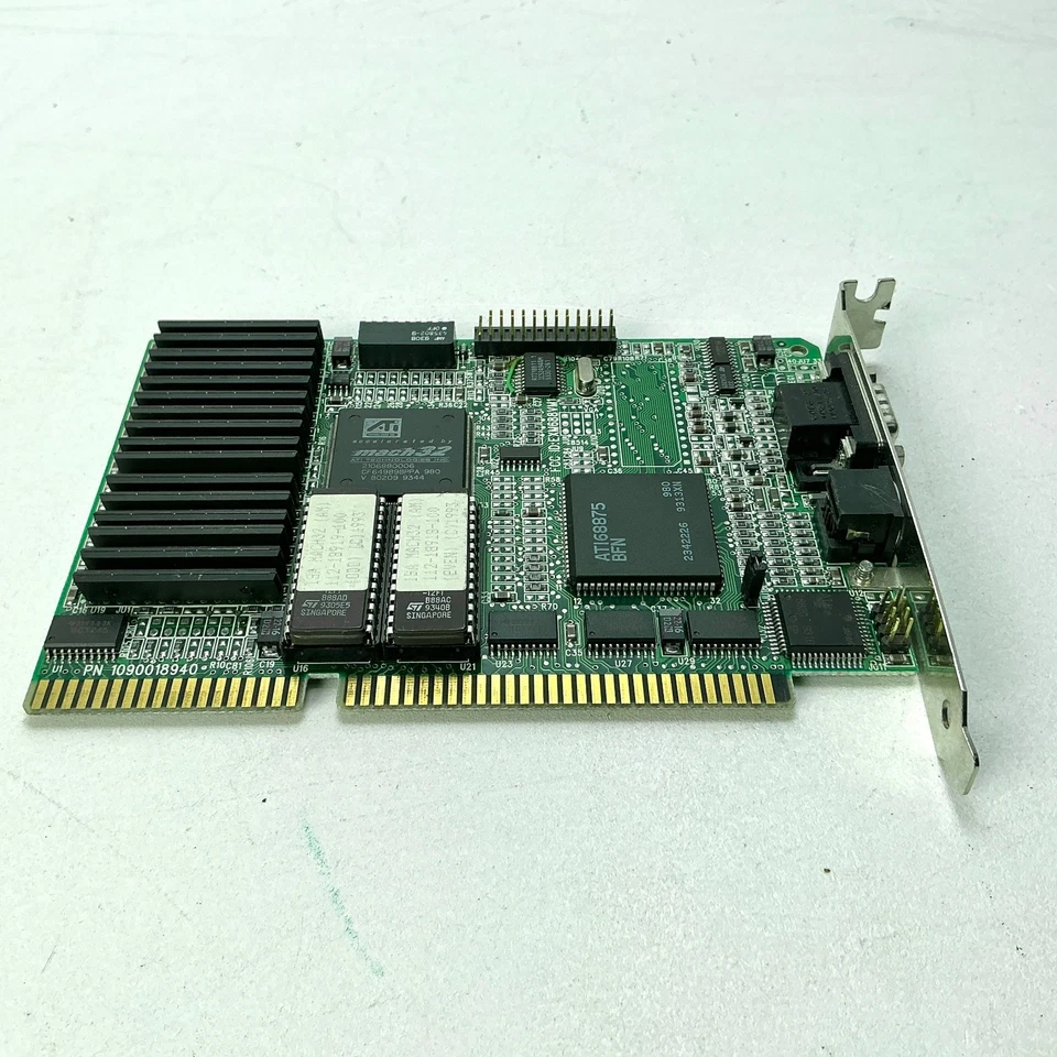 ATI Mach32 Graphics Ultra Pro 2MB ISA VGA Vintage Video Card 1993 DOS - Image 2 of 4