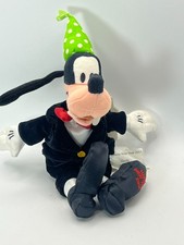 Disneyland Resort GOOFY NEW YEARS 2001 Bean Bag Plush Disney NEW