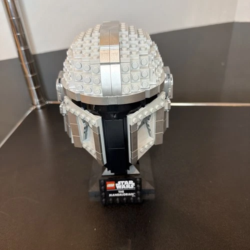 LEGO Star Wars: The Mandalorian Helmet (75328) Pre Built Complete W Manual
