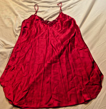 WOMEN'S LARGE SECRET TREASURES CRIMSON BABY DOLL NIGHTIE EMBROIDERED NECKLINE