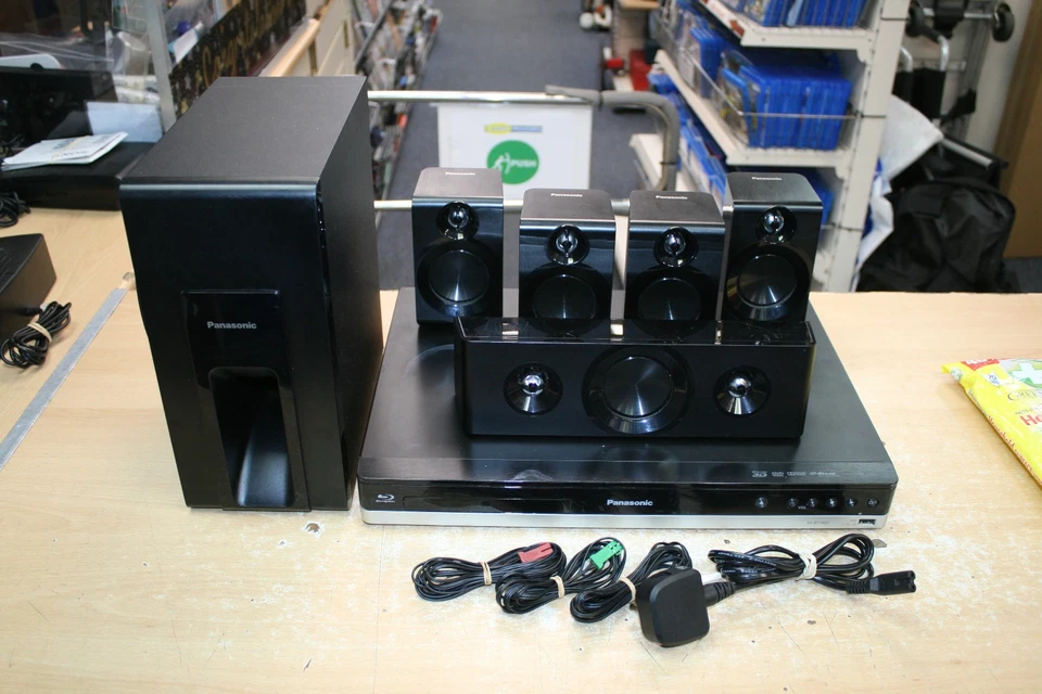 Panasonic SA-BTT405 5.1 Kanal Smart Blu-Ray Heimkinosystem (bitte lesen)