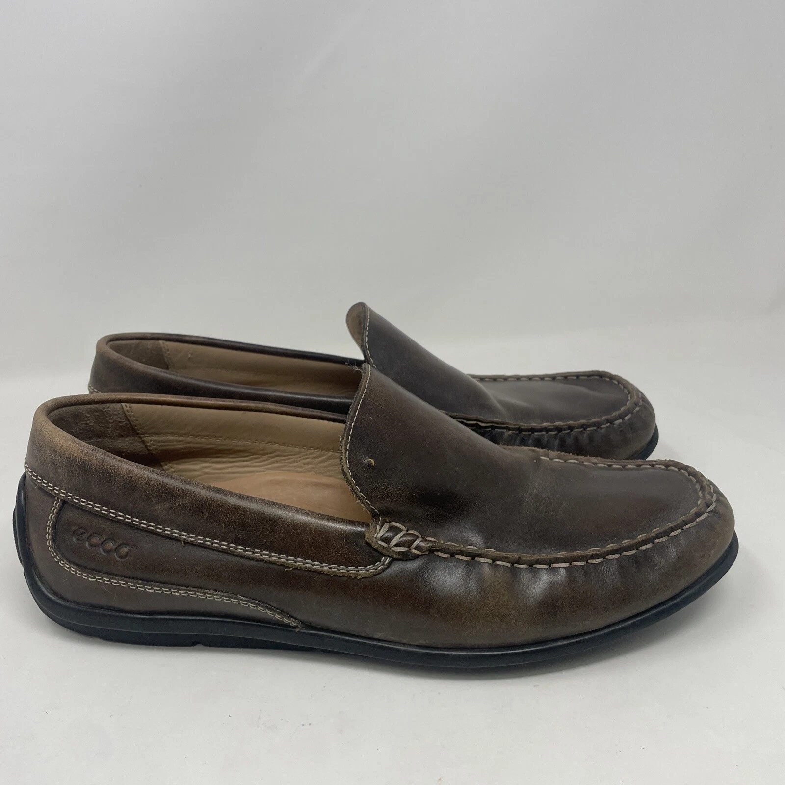 Mocassini da uomo Ecco Classic Moc 2.0 marroni in pelle taglia 42EU 8 US