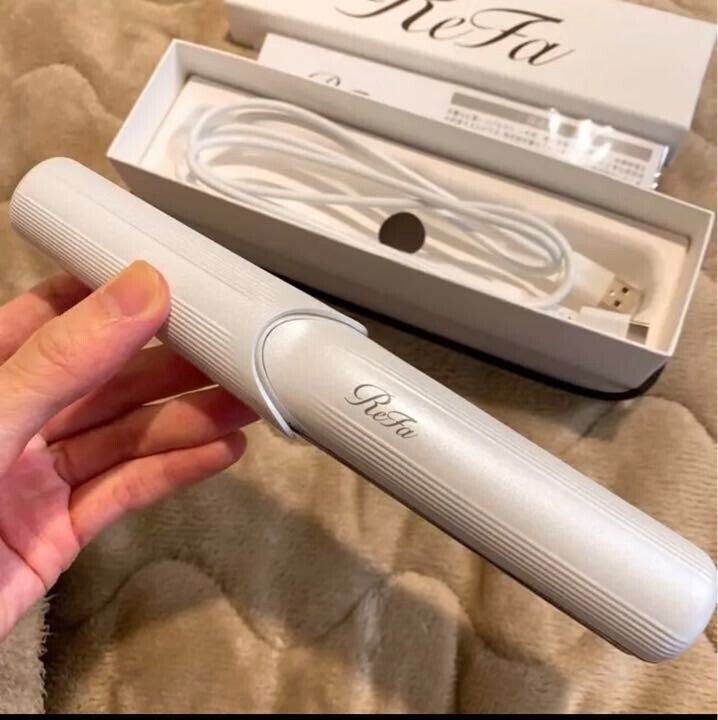 ReFa BEAUTECH FINGER IRON Cordless Portable Moist Beauty Hair Straght  100-120V