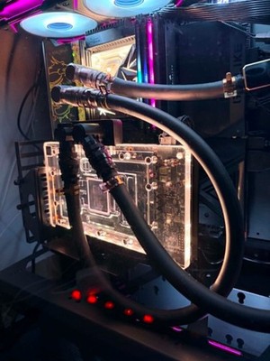 GIGABYTE GeForce RTX 5090 Gaming OC 32G 32GB OC RGB PCIe HDMI DisplayPort