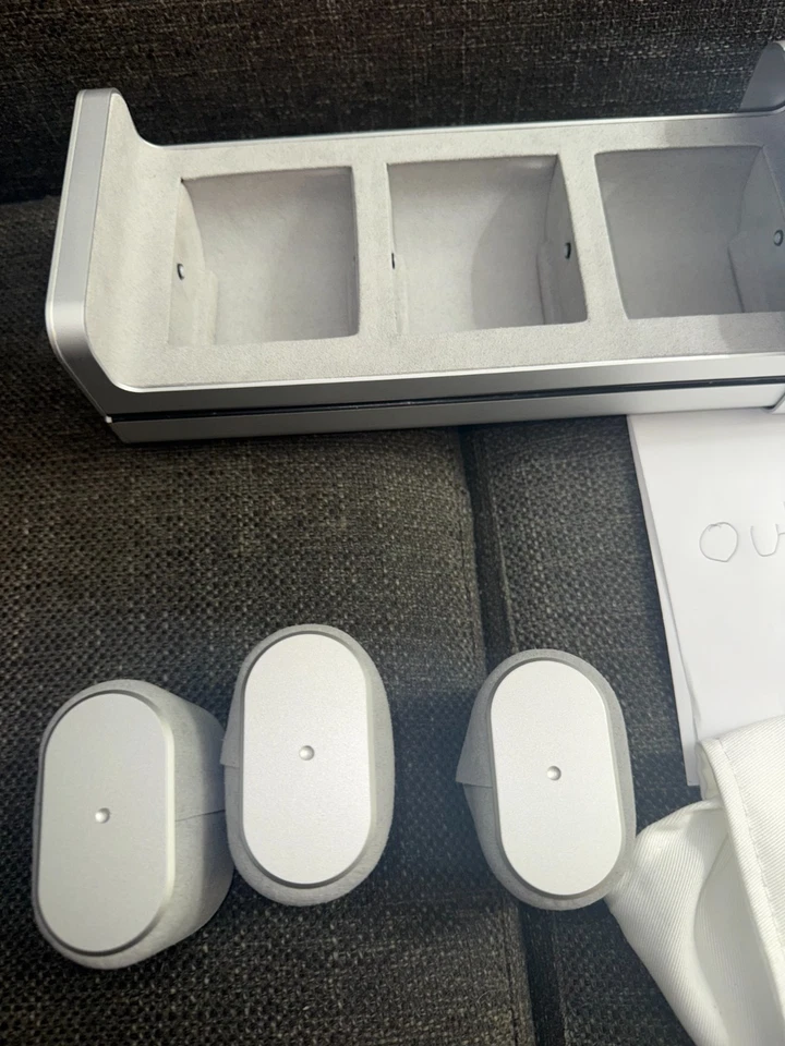 Auténtica caja de reloj RIMOWA gris. Juego completo en perfecto estado Foto 3 de 4