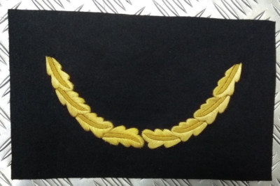 Offiziere einzelne Eichenblatt Zopf ungeschnittene Kappe Spitze gold auf schwarzem Filz hergestellt in Großbritannien 