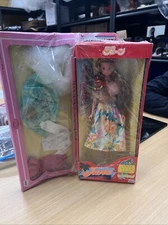 Takara Jenny Friend with a lovely smile Jane 1992 Made in Japan Floral dress