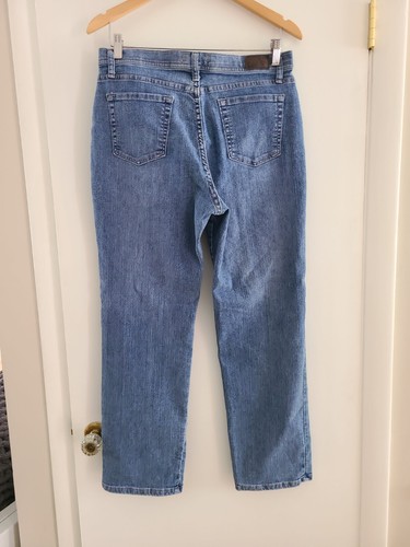 Womens Lee Classic Fit Blue Jeans Size 12 S Straight Leg - Picture 5 of 9