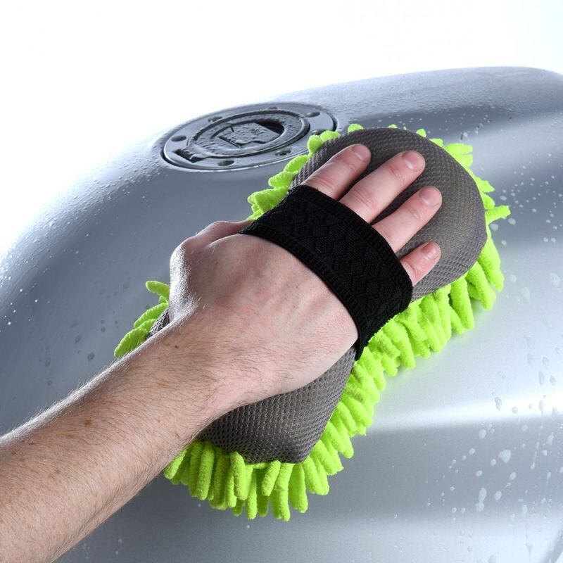 Gants de polissage anti-rayures pour raviver les laques et les chromes