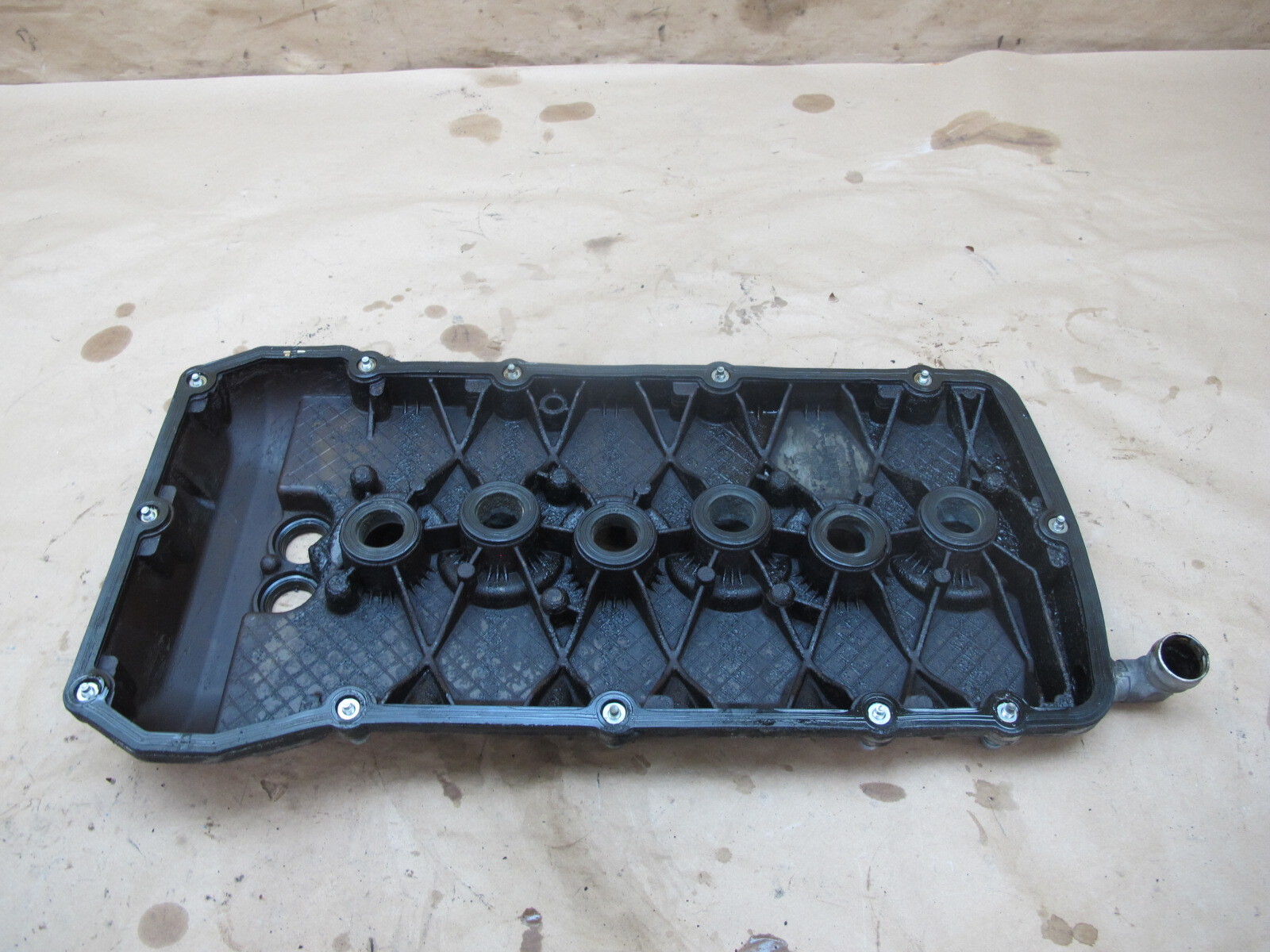 03-10 BENTLEY CONTINENTAL GTC GT FLYING SPUR 6.0L ENGINE MOTOR RIGHT VALVE COVER