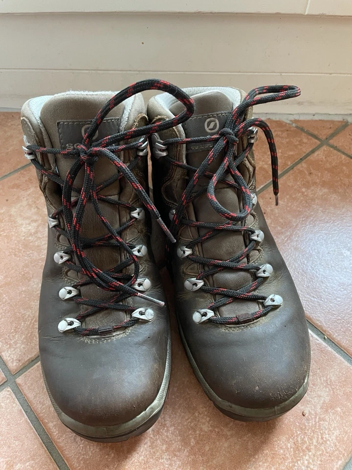 Scarpa Terra Kid Wanderschuhe Größe 38