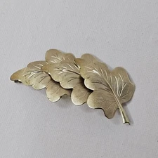 Gold Tone Tri Leaves Brooch Layered Lea Unmarked Pin