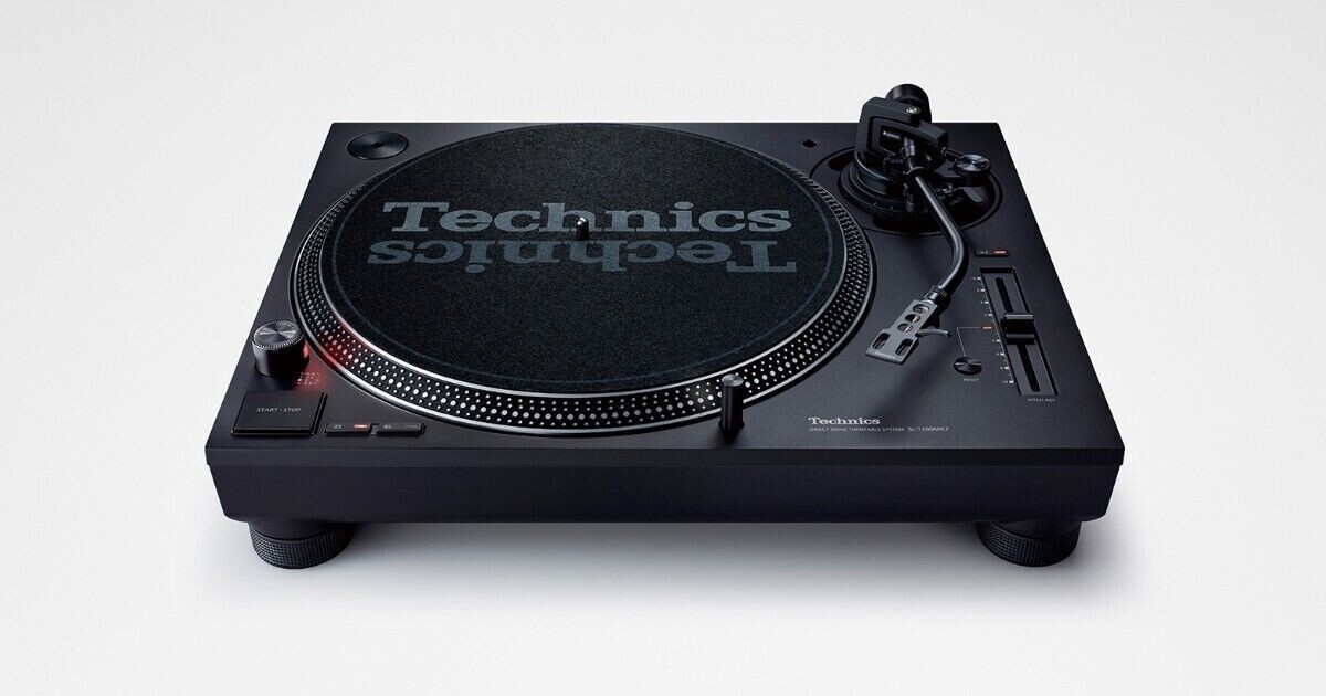 Technics SL-1200MK7-K BLack 2 Units Pair Direct Drive DJ Turntable