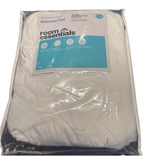 Room Essentials White Waterproof 15" Deep Twin or Twin XL Quilted Mattress Pad