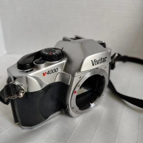 2 Vivitar V4000 35mm Manual SLR Cameras BODY only 1)works 1) parts