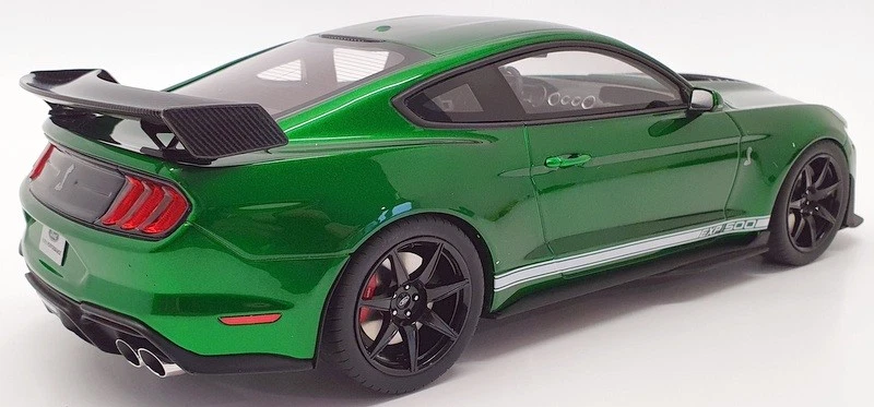 GT Spirit escala 1/18 GT834 - Ford Shelby GT 500 2020 - verde manzana caramelo Foto 3 de 4