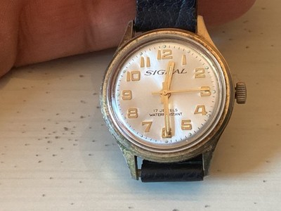 1950s 60s Signal BTC720 Runs Dead-On 24 hrs Base-Metal Bezel Stainless Back 