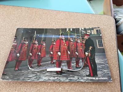 NEUHEIT AUSZUG POSTKARTE BEEFEATERS INSPEKTION DES YEOMAN WARDERS TOWER OF LONDON