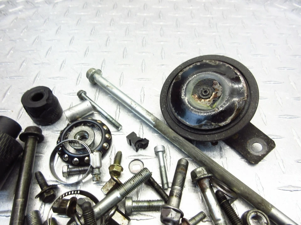 1999 99-00 HONDA CBR600 F4 MISC ОБОРУДОВАНИЕ КЛАКСОН БОЛТЫ КРОНШТЕЙНЫ ШАЙБА OEM ЛОТ - Изображение 2 из 4