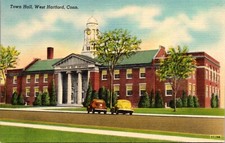 West Hartford Conn. Town Hall 1940's Old Cars Street View CT Linen Postcard 10P