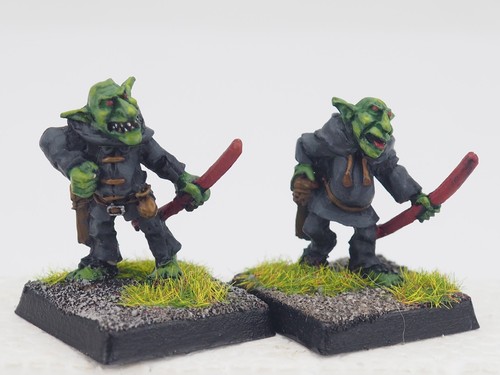 MACROCOSMO 28MM FANTASY GOBLIN ARCHERS X 20. DIPINTO. BLU 1774 - Foto 4 di 8