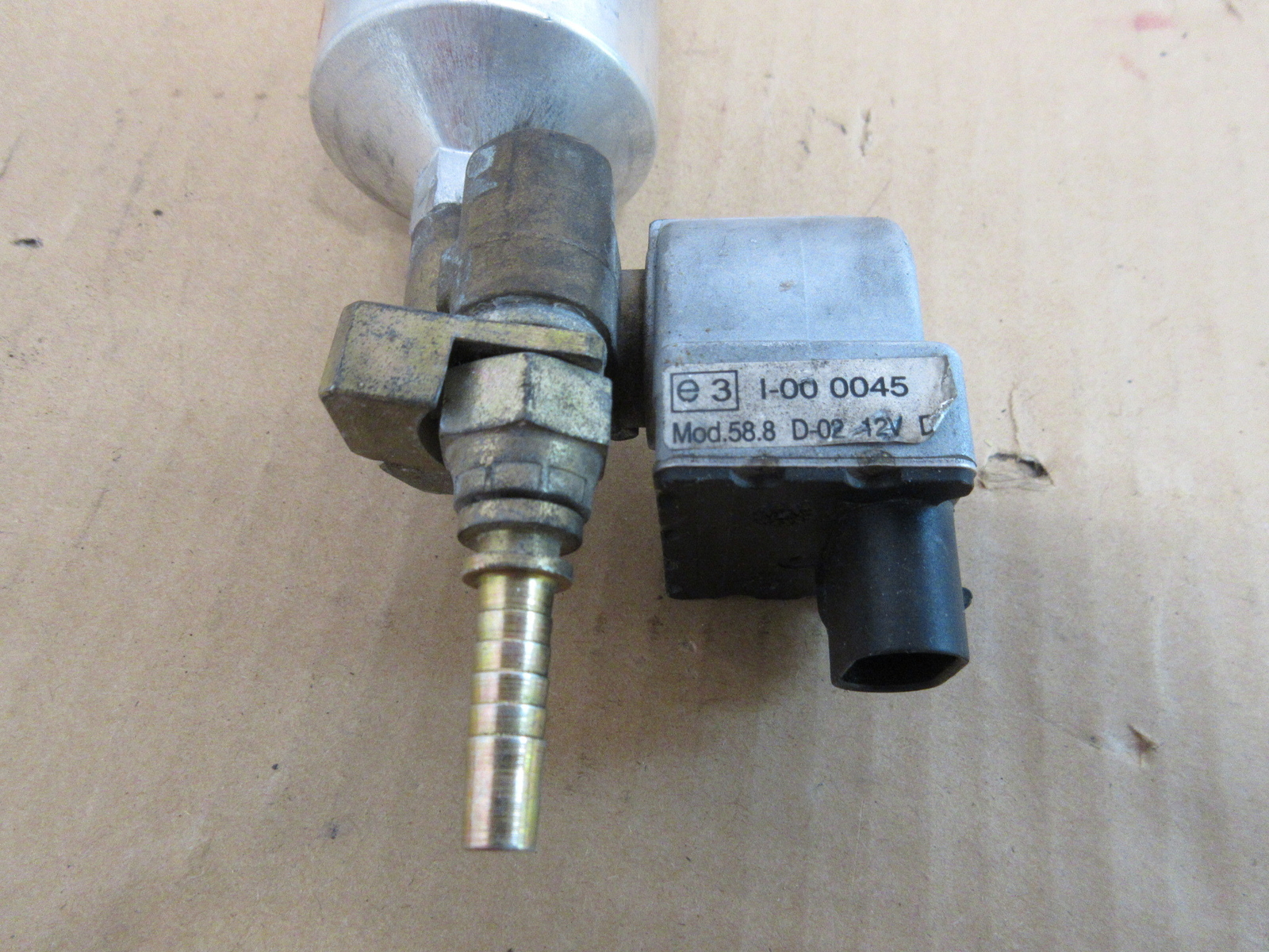 04 Lamborghini Murcielago #1025 Fuel Gas Filter Solenoid Valve