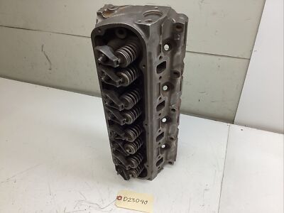 1978-1979 FORD 302CI SMALL BLOCK CYLINDER HEAD  D7OE-DA  DATE CODE-8H17